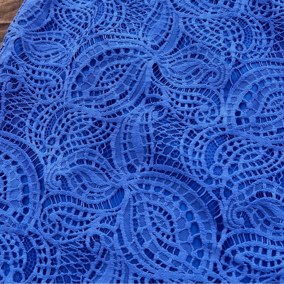 Lilly Pulitzer Alexa Shift Dress in Beckon Blue Lace Size 6 - Picture 2 of 7